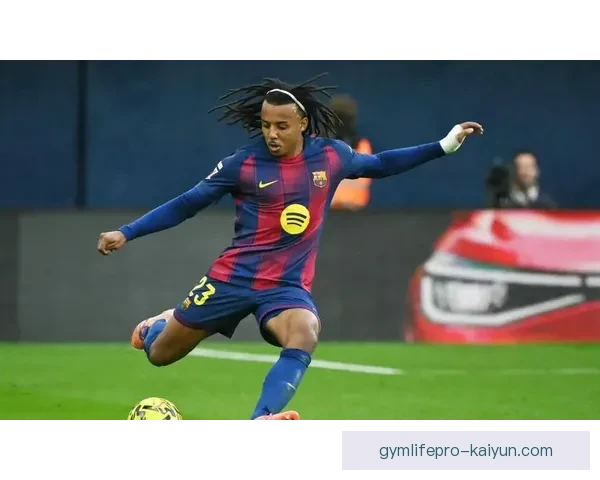 孔德战术适配性逐渐提升，备受关注的表现引发热议