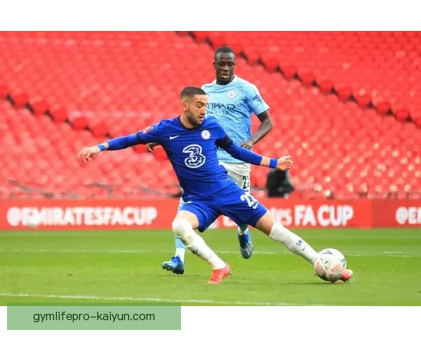 马奎尔职业轨迹回顾：逐步成为英超和国家队的核心球员